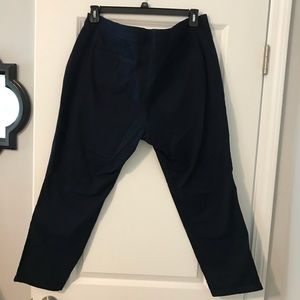 Like new Old Navy navy boyfriend khakis, 16R